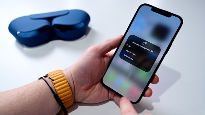 Enable or disable Announce Messages with Siri